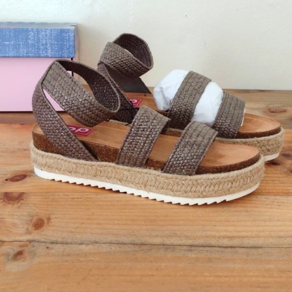 POP Paradiso Ankle Wrap Platform Espadrille Sandal NWT Size 7